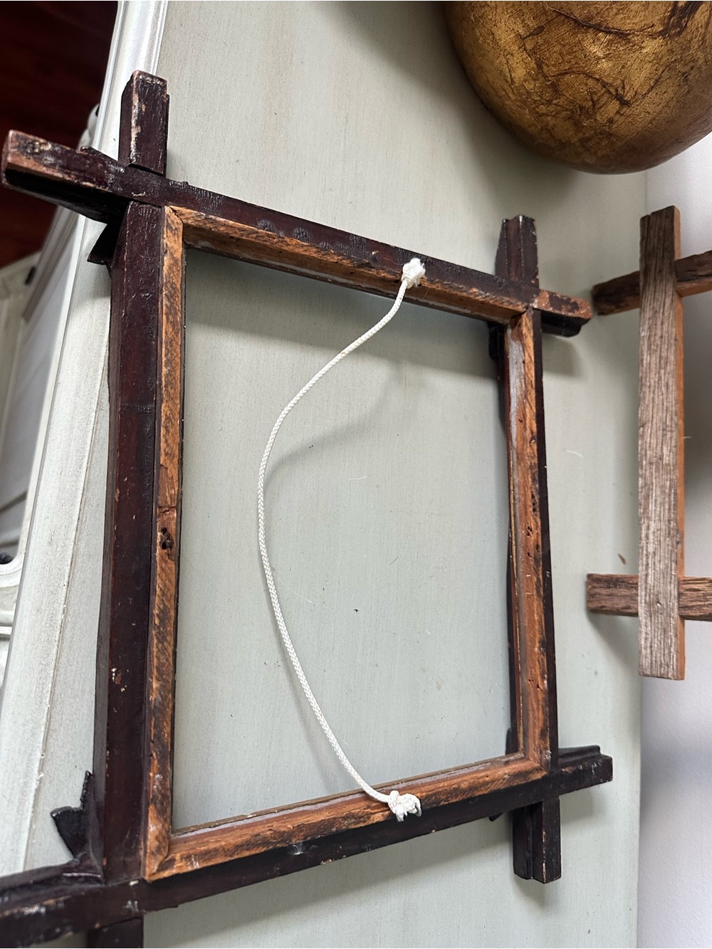 Vintage primitive Adirondack picture frames lot of 2 - Picture 5 of 9